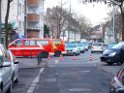 Einsatz Feuerwehr SEK Polizei Koeln Nippes Merheimerstr P113